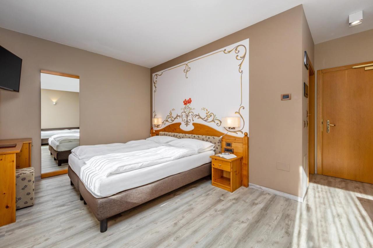 Hotel Vittoria - Ricarica L'Anima Dimaro Εξωτερικό φωτογραφία