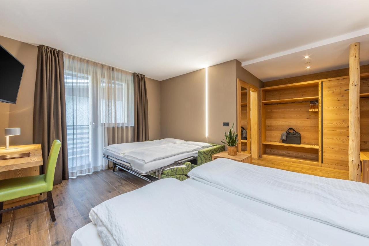 Hotel Vittoria - Ricarica L'Anima Dimaro Εξωτερικό φωτογραφία